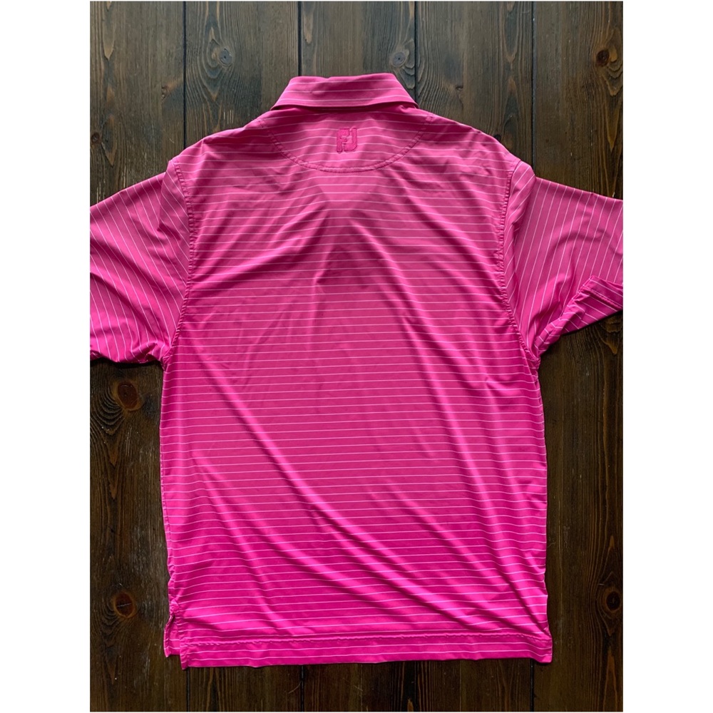 Men’s pink and white striped golf shirt